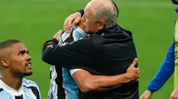 Diego Souza comemora com Felipão o gol marcado diante do Bahia (Foto: Maxi Franzoi/AGIF)