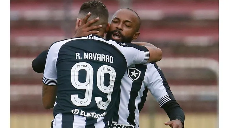 Chay e Navarro: prioridades da diretoria no momento (Foto: Vitor Silva/Botafogo/Divulgação)