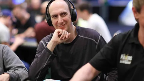 Erik Seidel em ação no PCA/PSPC 2019 (Foto: Carlos Monti/Divulgação PokerStars)