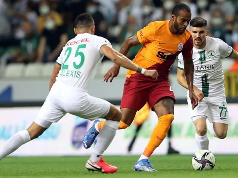 Zagueiro brasileiro é expulso por dar socos em colega de time no Campeonato Turco