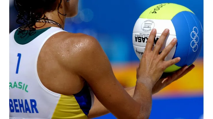 CEO da CBV, Adriana Behar, duas vezes prata em Jogos Olímpicos, avalia vôlei em Tóquio (Foto: Getty Images)