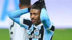 Jean Pyerre: alvo de críticas da torcida (Foto: Pedro H. Tesch/AGIF)