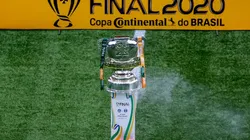 O cobiçado troféu da Copa do Brasil (Foto: Getty Images)