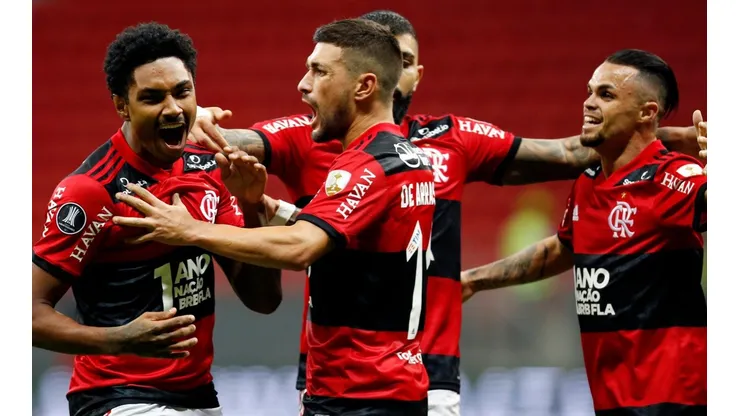 Jogadores do Flamengo comemoram gol pela Copa Libertadores (Foto: Getty Images)