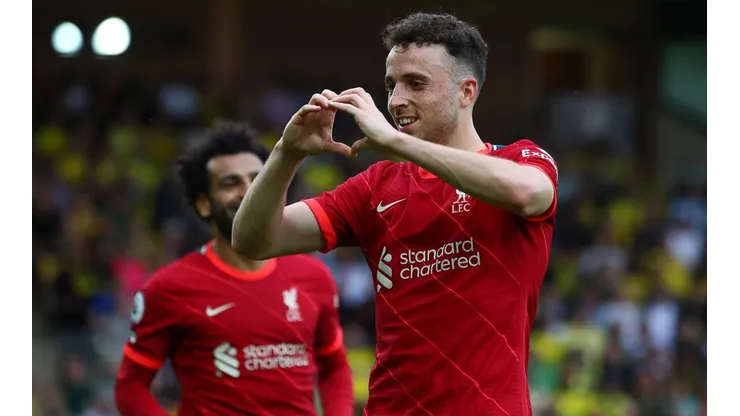 Diogo Jota comemora após marcar o gol do Liverpool no primeiro tempo (Getty Images)