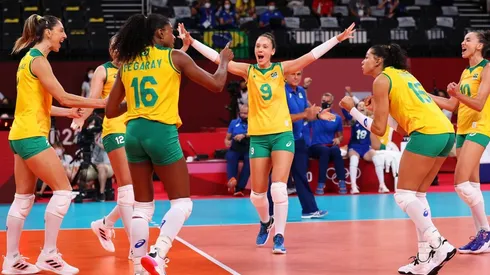 A Seleção feminina de vôlei, durante os Jogos de Tóquio. (Foto: Getty Images)