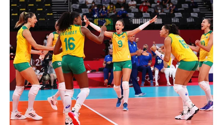 A Seleção feminina de vôlei, durante os Jogos de Tóquio. (Foto: Getty Images)