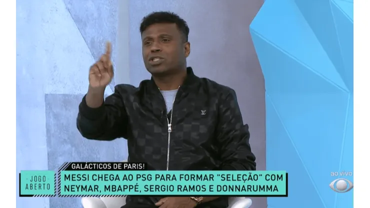 Edílson 'Capetinha' diz que teria vaga no atual time do PSG e diz que jogava mais que Dí Maria