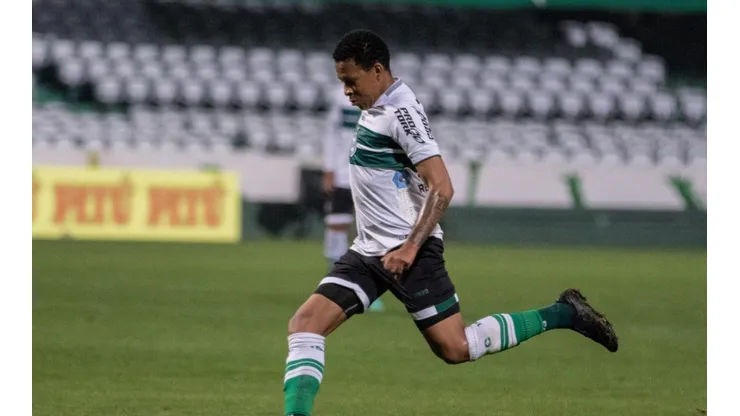 Foto: Robson Mafra/AGIF