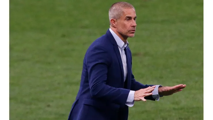 Sylvinho, treinador do Corinthians (Foto: Getty Images)