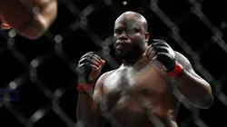 Lewis e Gané disputam o cinturão interino dos pesos pesados| Crédito: Getty Images