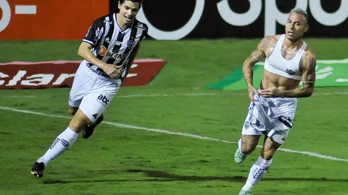 Vargas: em alta no Galo (Foto: Jhony Pinho/AGIF)