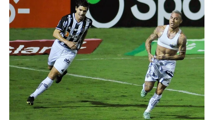 Vargas: em alta no Galo (Foto: Jhony Pinho/AGIF)