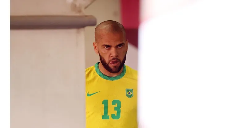 Daniel Alves diz que é especial enfrentar Espanha na final dos Jogos Olímpicos de Tóquio: "Tenho um pedacinho do coração lá". (Foto: Getty Images)
