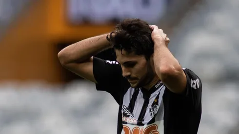 Igor Rabello: perdeu espaço com Cuca (Foto: Marcelo Alvarenga/AGIF)