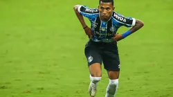 Léo Chú: deixando o Grêmio para jogar na MLS (Foto: Pedro H. Tesch/AGIF)