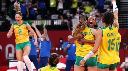 De virada as brasileiras garantiram a vaga nas semifinais | Crédito: Getty Images