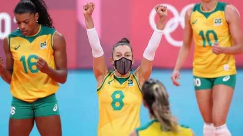 Macris comemora ida às semis em Tóquio (Foto: Getty Images)