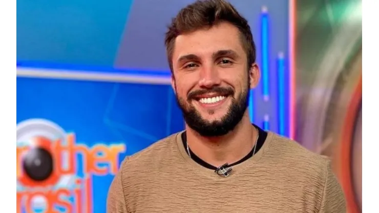 Ex-BBB, Arthur Picoli irá defender o Flamengo no Fut 7