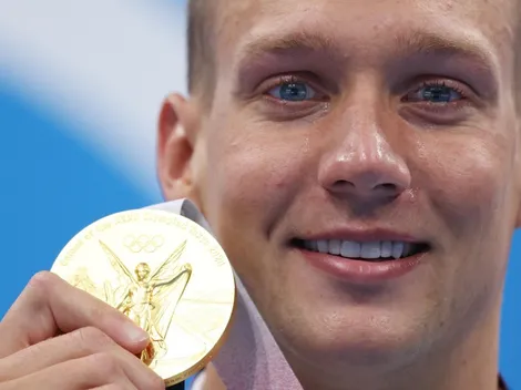 Nadador americano dono de cinco medalhas em Tóquio ensinou poker para as colegas