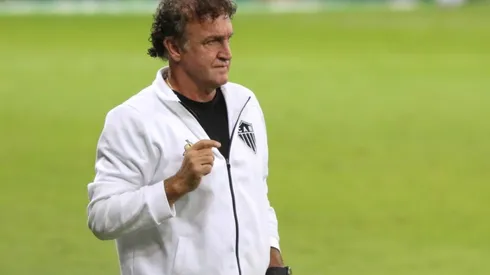 Cuca: deu aval para negociação (Foto: Fernando Moreno/AGIF)