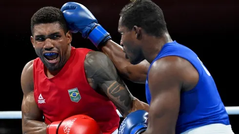 O duelo foi válido pelas semifinais da categoria peso pesado até 91kg | Crédito: Getty Images