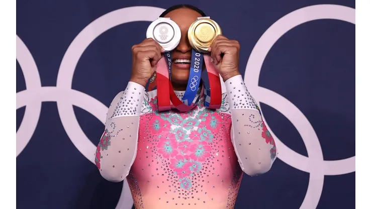 Rebeca Andrade venceu uma medalha de ouro e outra de bronze nos Jogos Olímpicos (Foto: Getty Images)