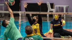 Na foto, Luiza, da Seleção brasileira de vôlei sentado. (Foto: Divulgação/Flickr Comitê Paralímpico Brasileiro)
