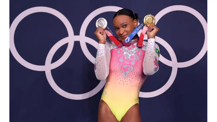 Rebeca Andrade ganhou duas medalhas olímpicas em Tóquio (Foto: Getty Images)