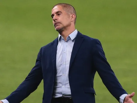 Neto pede a demissão de Sylvinho no Corinthians