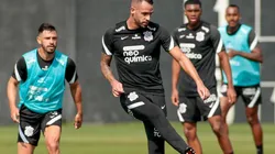 Renato Augusto e Giuliano: dupla se prepara visando estreia (Foto: Rodrigo Coca/Agência Corinthians/Divulgação)