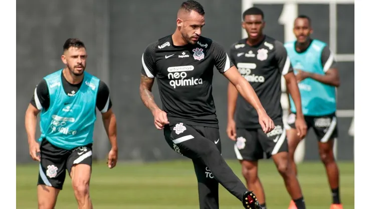 Renato Augusto e Giuliano: dupla se prepara visando estreia (Foto: Rodrigo Coca/Agência Corinthians/Divulgação)