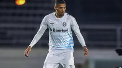 Ruan: respondeu críticas na web (Foto: Lucas Uebel/Grêmio/Divulgação)