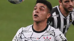 Roni: em alta com camisa do Timão (Foto: Ettore Chiereguini/AGIF)