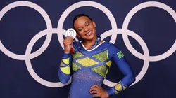 Rebeca Andrade conseguiu a medalha de prata no individual geral (Foto: Getty Images)