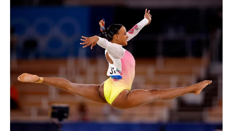 Rebeca fez bela apresentação, mas não conseguiu conquistar a terceira medalha | Crédito: Getty Images
