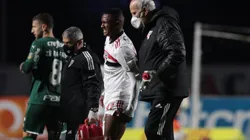 Marquinhos: sentiu dores no clássico (Foto: Rubens Chiri / saopaulofc.net / Divulgação)