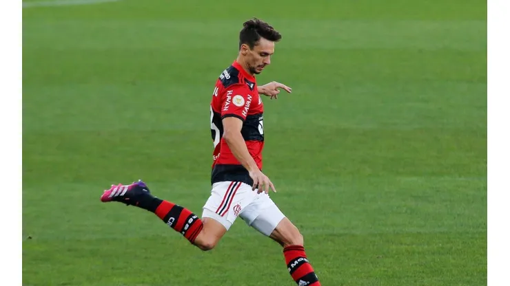 Rodrigo Caio não enfrenta o Corinthians; veja os relacionados do Flamengo para o confronto deste domingo no Campeonato Brasileiro. (Foto: