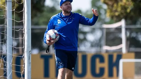 Mozart: vai mexer no time para duelo com paranaenses (Foto: Bruno Haddad/Cruzeiro/Divulgação)