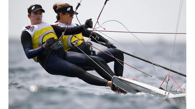 A dupla Kahena Kunze e Martine Grael, da vela. (Foto: Getty Images)