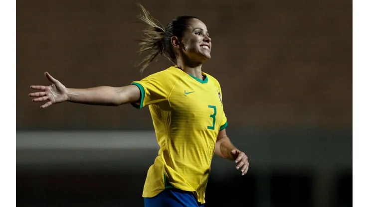 Érika sabe da dificuldade, mas acredita na vitória do Brasil contra o Canadá (Foto: Getty Images)
