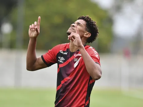 Promoção de Emersonn entra em cena no Athletico; entenda o caso