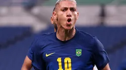 Pombo está à frente de Gignac, da França, que tem quatro gols | Crédito: Getty Images