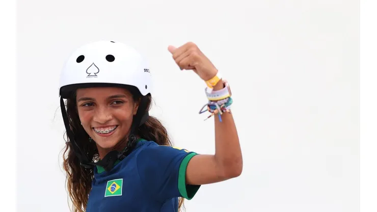 Rayssa Leal, a 'Fadinha', do skate street, chega a Imperatriz, seu cidade Natal e desfila com a medalha olímpica. (Foto: Getty Images)