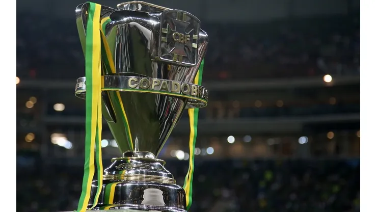 Saiba qual jogo de futebol vai passar AO VIVO na Globo hoje (28)