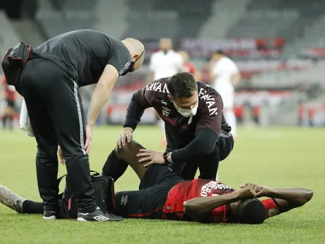 Babi rompe ligamento do joelho e cirurgia faz Athletico antecipar chegada de camisa 9