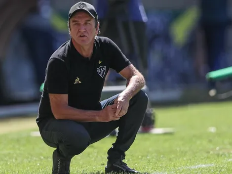 Cuca 'se encanta' com titular do Atlético e destaca regularidade