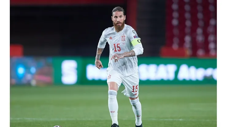Sergio Ramos tem estreia adiada no PSG. (Foto: Getty Images)