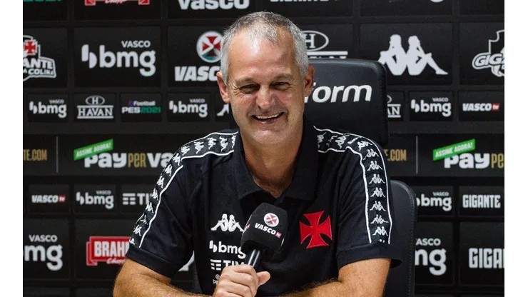 A chegada do atleta teria sido um pedido de Lisca. (Foto: Vitor Brügger/Vasco)
