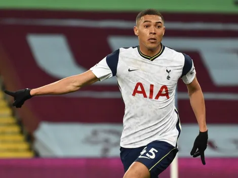 850 mil/mês e 1,90m: Deco entra na jogada e oferece Carlos Vinícius, xodó de Mourinho, ao Grêmio